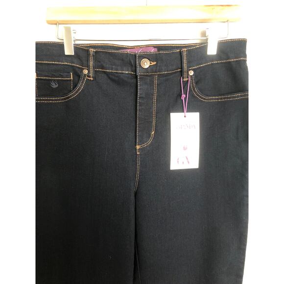 Gloria Vanderbilt Original Slimming Jeans Women's Size 6P Average Amanda NEW - Picture 3 of 7